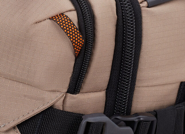 Befestigen Sie zusätzliche Ausstattung