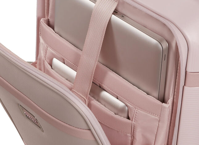 Fronttasche mit Laptop-Fach