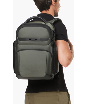 Pro-DLX 6 Rucksack 15.6" 45 x 35 x 20 cm | 1.3 kg