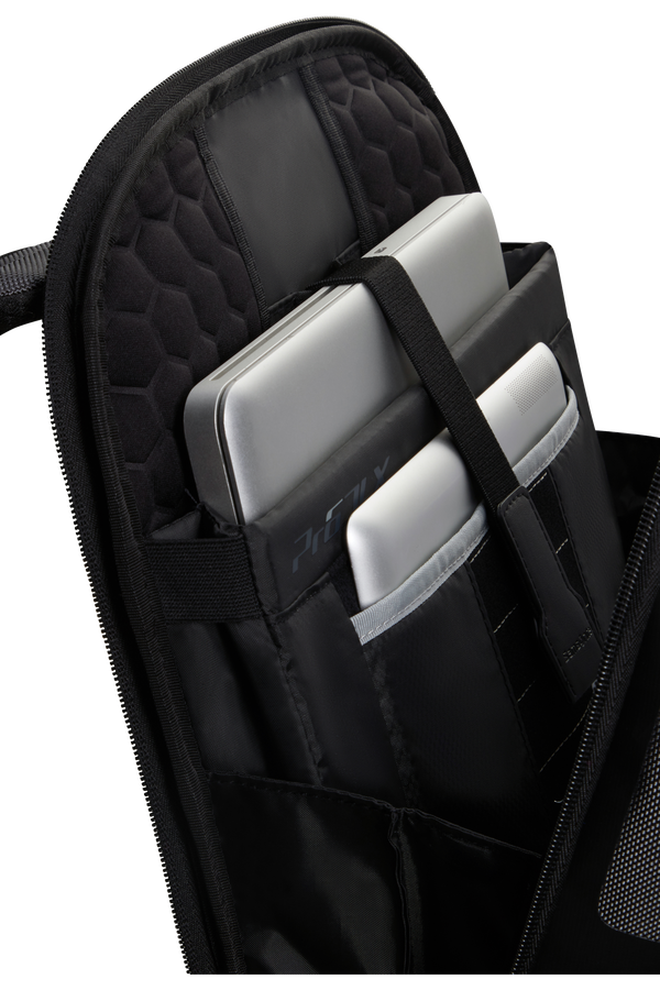 Samsonite Pro-DLX 6 Backpack Slim 15.6'  Framed