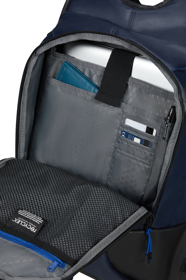 Samsonite technology backpack top