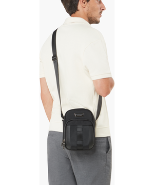 Urban-Eye Umh&auml;ngetasche S 22 x 15 x 8 cm | 0.3 kg