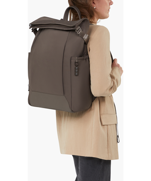 Essentis Rucksack 15.6" 44.5/58 x 31 x 16 cm | 1 kg