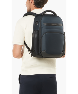 Pro-DLX 6 Rucksack 15.6" 43 x 30 x 15 cm | 1.2 kg